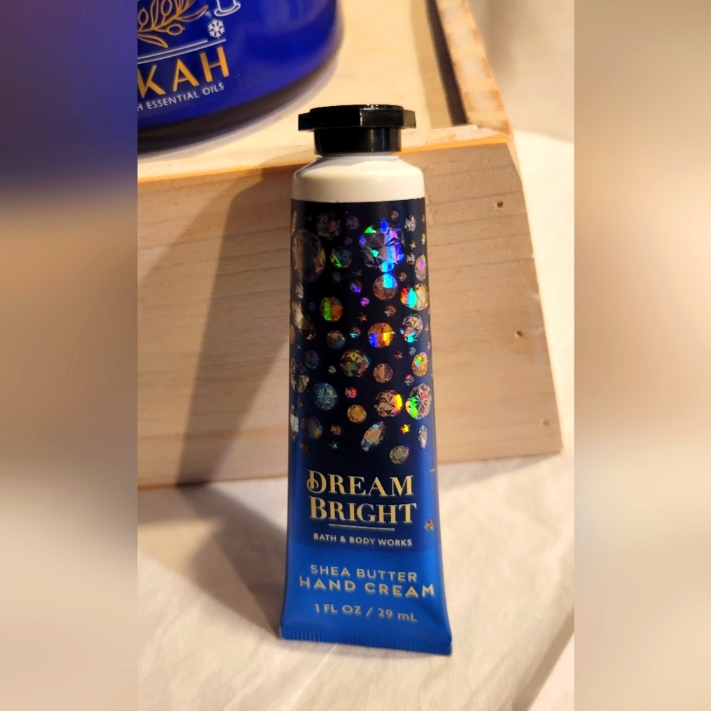 Dream Bright Hand Cream • Bath & Body Works